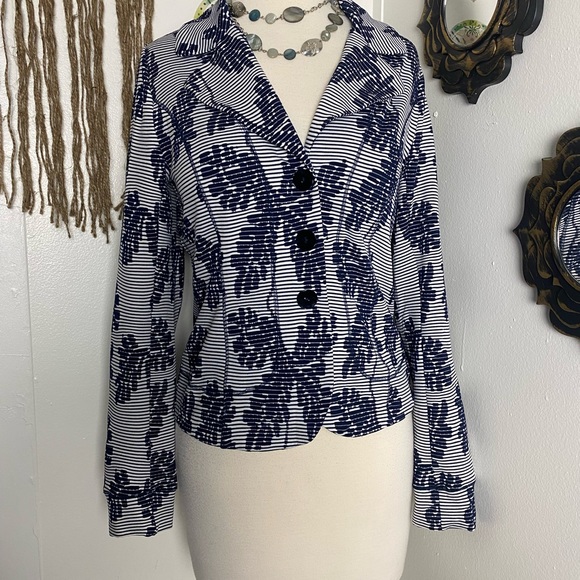 Yest dark blue white horizontal stripes with leaf print button up jacket size 6 - Picture 3 of 11